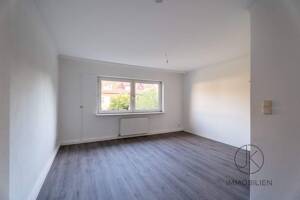 ***Modernes Reihenhaus mit Garten und wohnlich nutzbarem Untergeschoss in Bremen-Huchting – 28259 Bremen – Vorschaubild 9