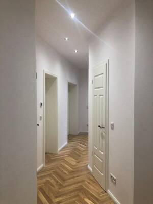 Neu sanierte 3-Zimmer-Wohnung mit Luxus-Einbauküche und großem Balkon – 4177 Leipzig – Vorschaubild 6