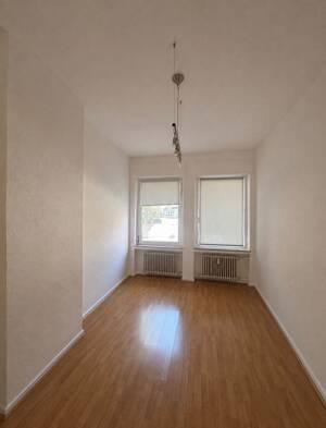 4-Zimmer-Wohnung in zentraler Lage von Osnabrück - 111 m² Wohnfläche – 49074 Osnabrück – Vorschaubild 1