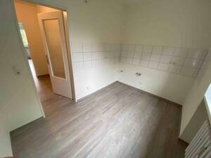 Frisch renovierte 3-Zimmer-Wohnung nähe Indupark zu vermieten – 44149 Dortmund – Vorschaubild 8