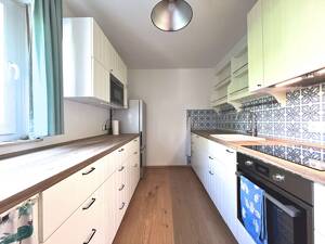 Sonnige 3-Zimmer-Wohnung mit Süd-Loggia und idealem Grundriss in U-Bahn-Nähe – 81375 München – Vorschaubild 4