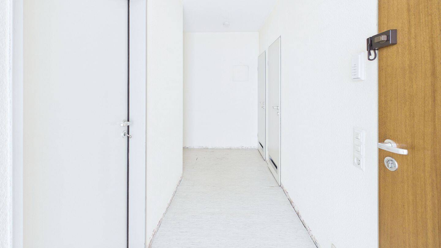 Attraktive 4-Zimmer- Wohnung mit Balkon und Garage – Offenbach am Main – Vorschaubild 6