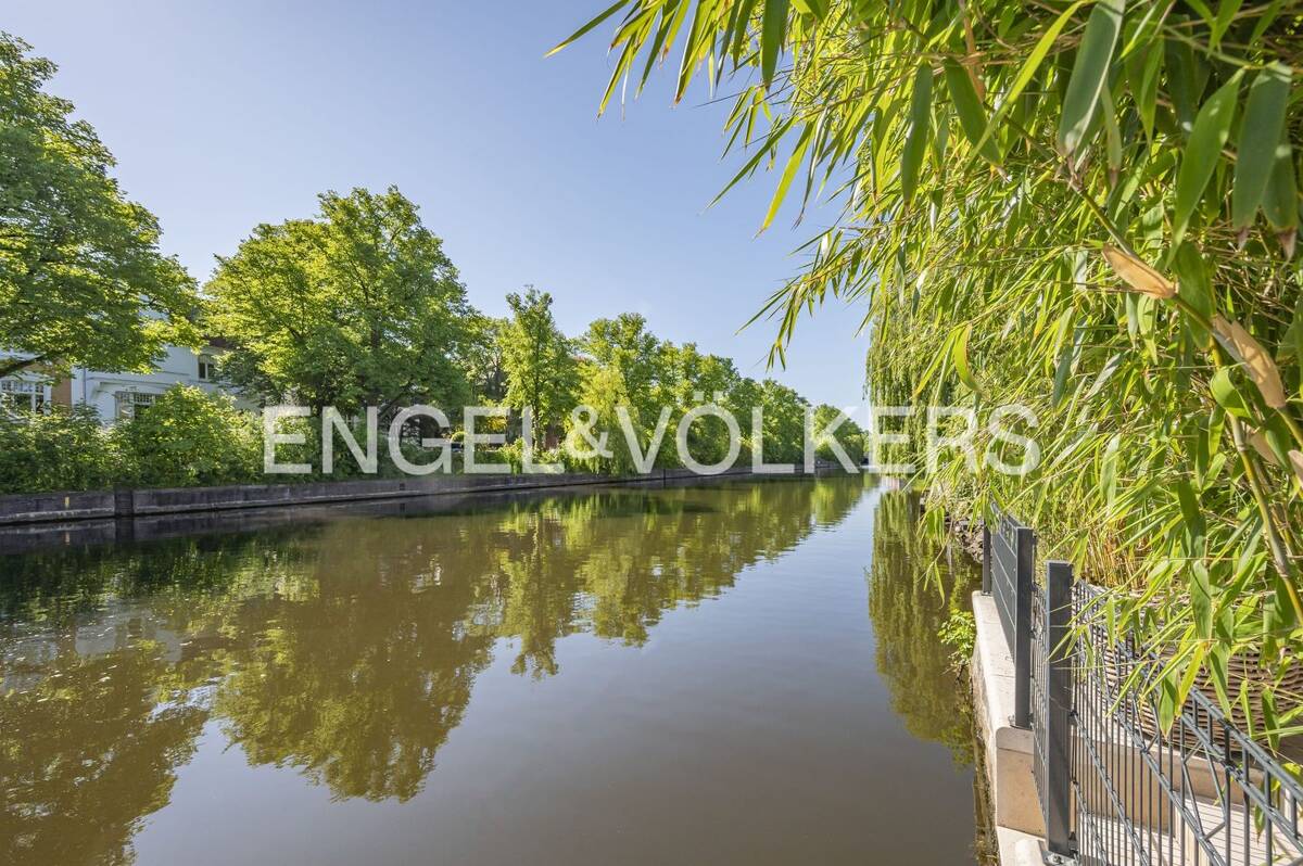 Ein Alsteranwesen von außergewöhnlicher Seltenheit. – 20249 Hamburg – Bild 1 von 3
