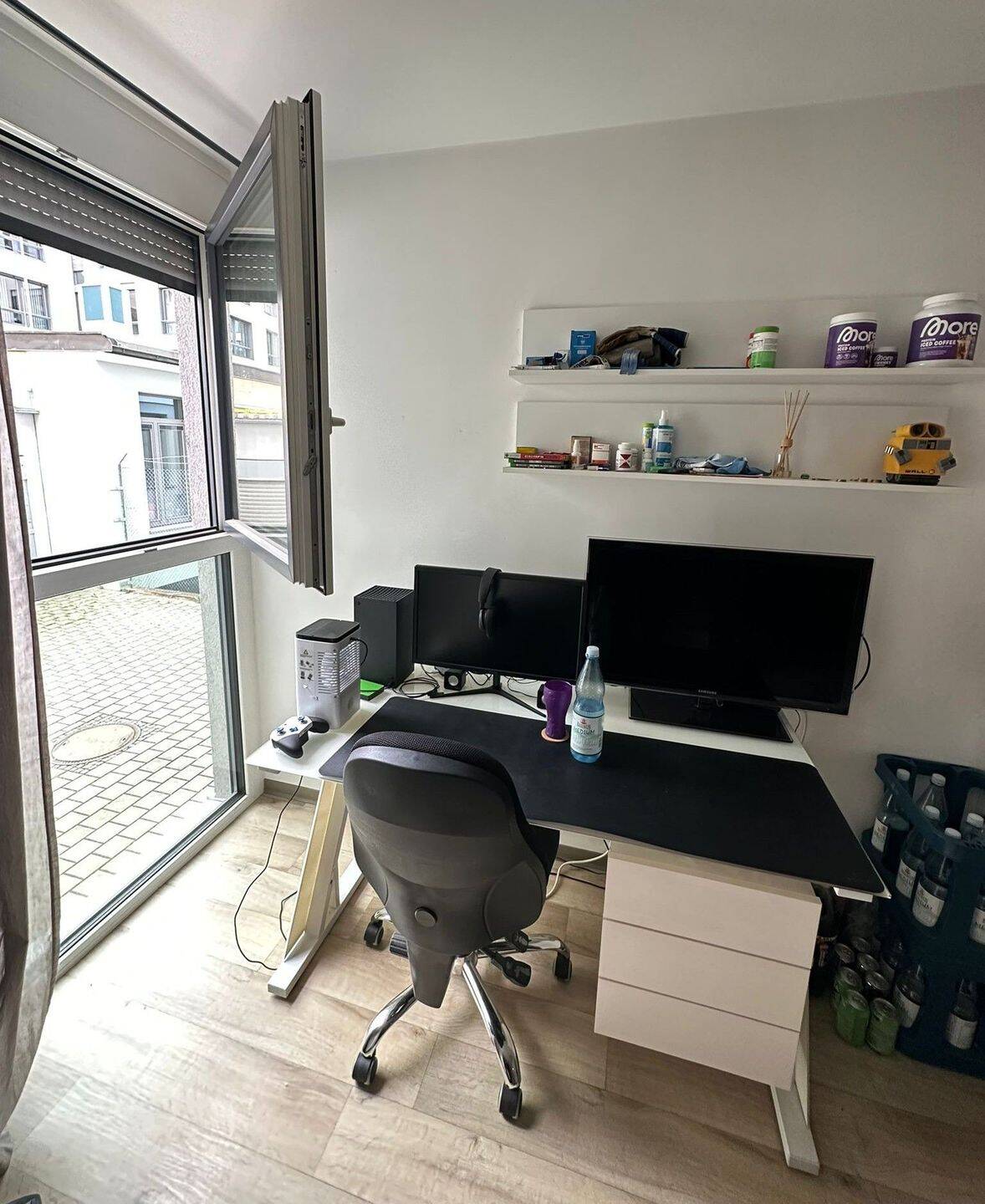 Möbliertes Studentenapartment mit Einbauküche – Nürnberg – Vorschaubild 3