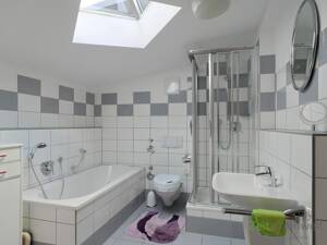(EF1287_M) Erfurt: Altstadt, möblierte Wohnung mit Dachterrasse nahe "Klein Venedig", TG-Stellplatz möglich – 99084 Erfurt – Vorschaubild 9
