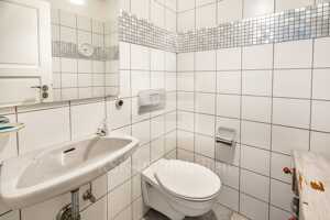 Im Kölner Süden - Urlaubsfeeling inklusive! Erdgeschosswohnung mit Garten in ehemaligem Gutshof – 50997 Köln – Vorschaubild 5
