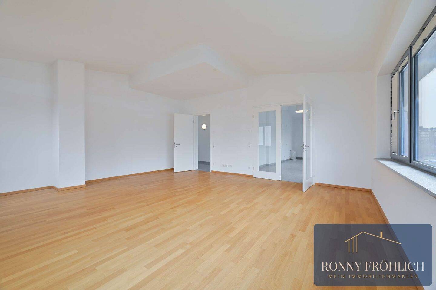 echtes Penthouse in Chemnitz, Aufzug, Dachterrasse, Stellplatz, Luxusausstattung neben dem Theater – Chemnitz – Vorschaubild 6