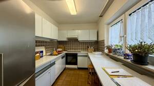 METZ IMMOBILIEN - Viel Platz für Familienleben und neue Wohnideen – 60439 Frankfurt am Main – Vorschaubild 8