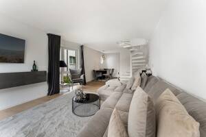 Penthouse am Stadtwald - exklusives Wohnen mit drei Sonnenterrassen und Garage – 50858 Köln – Vorschaubild 5