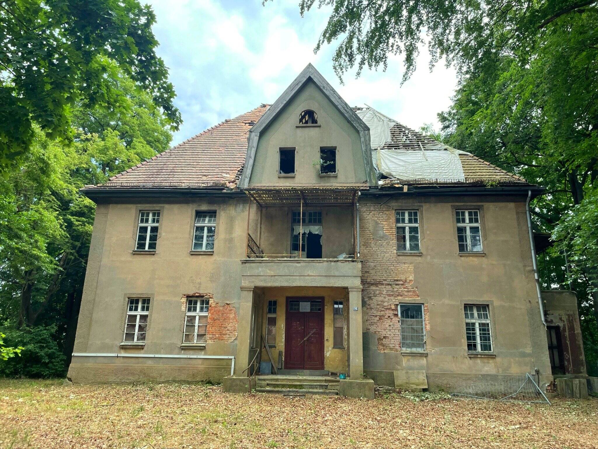 Gutshaus & historische Anlage Lausitzer Seenlandschaft – Tschernitz – Bild 1 von 3