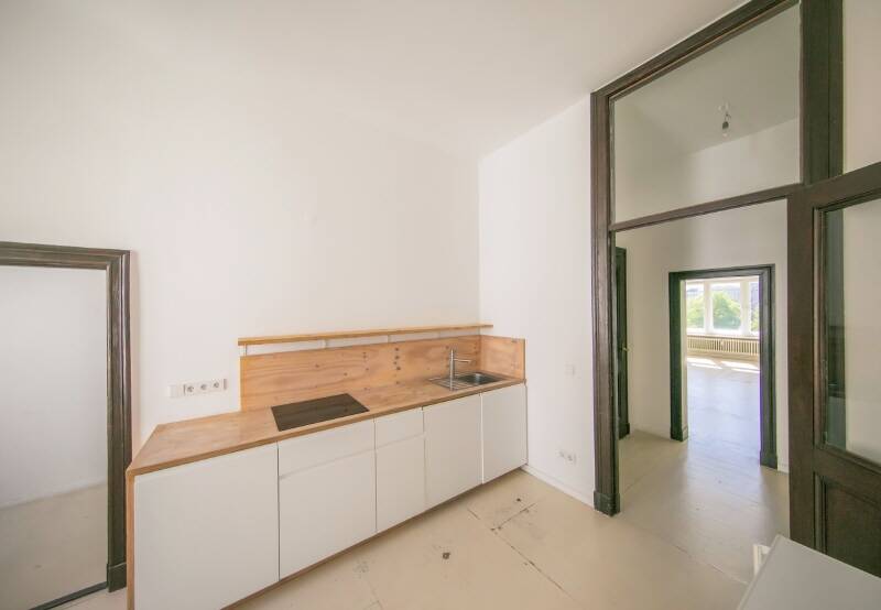 Loft-Atelier mit großen Fenstern im 2. OG am Tempelhofer Ufer – Berlin – Vorschaubild 4
