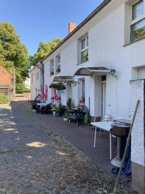 Jede Menge Potential: Mehrfamilienhaus mit Grundstück und Gewerbeanteil – 13129 Berlin – Vorschaubild 5