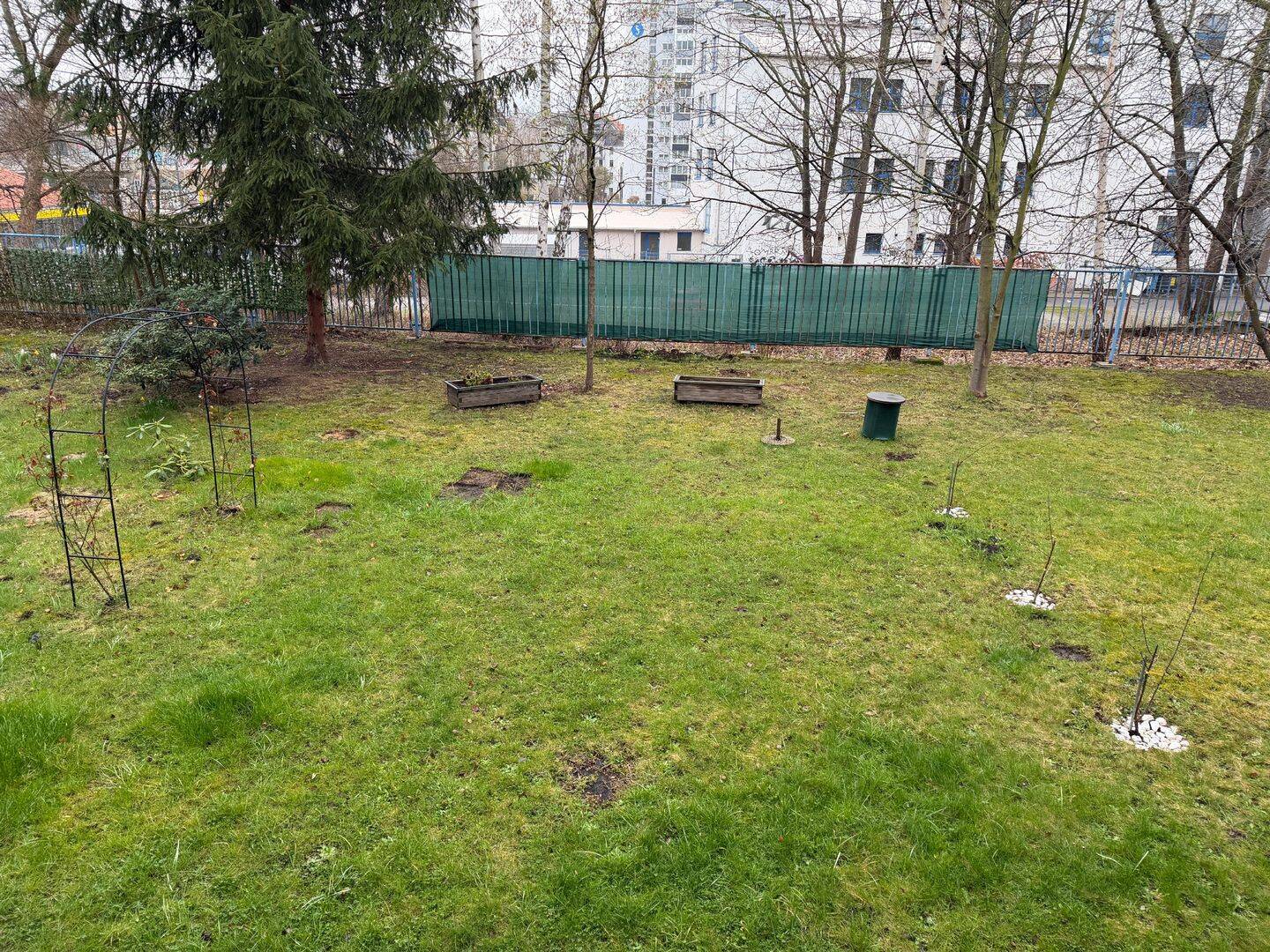 Bad mit Fenster, großer Balkon, mit Gartenantei, und Stellplatz – Chemnitz – Vorschaubild 7