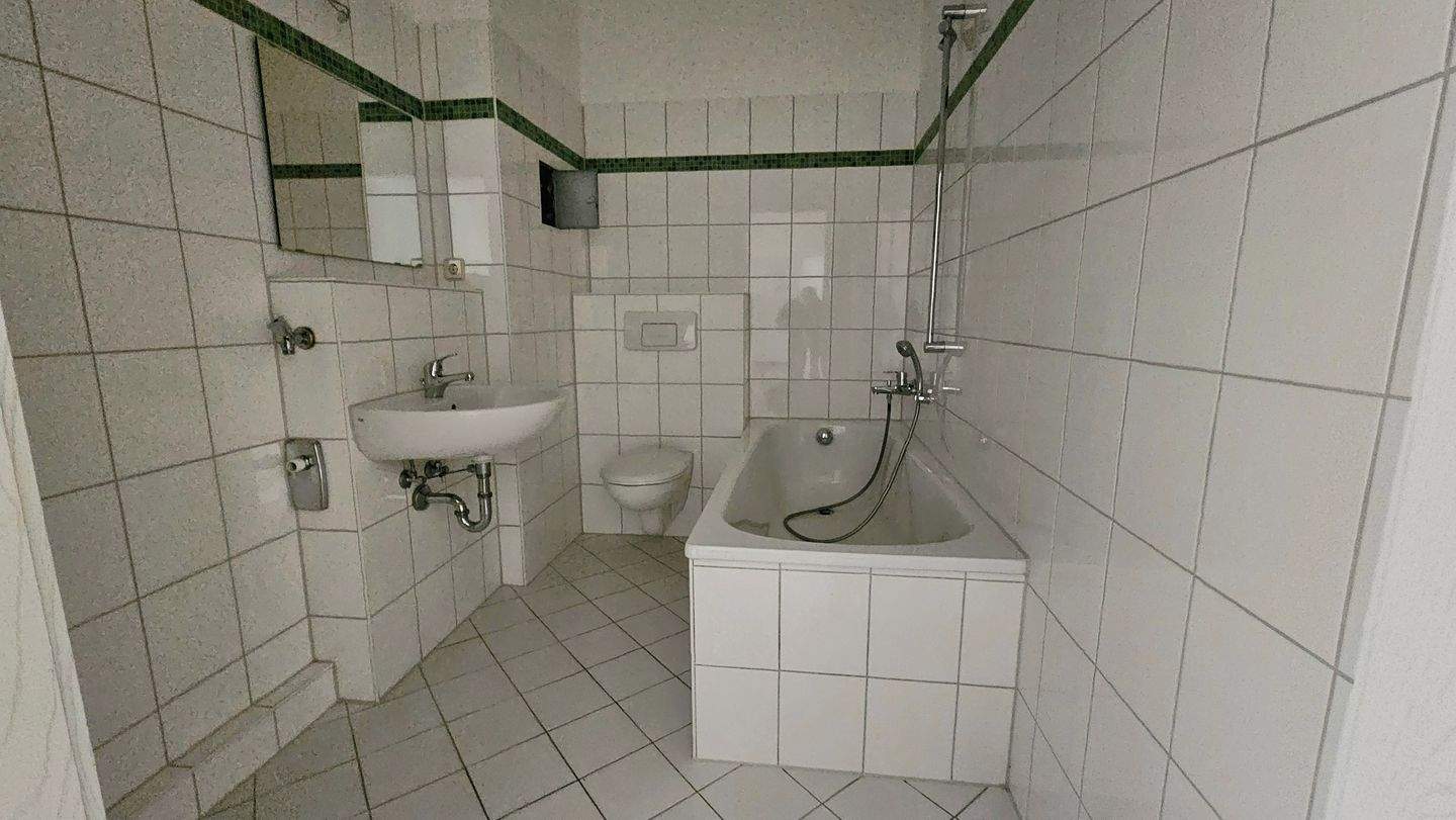 KASSBERG - 3-Raum Wohnung im EG mit Gartennutzung – Chemnitz – Vorschaubild 6