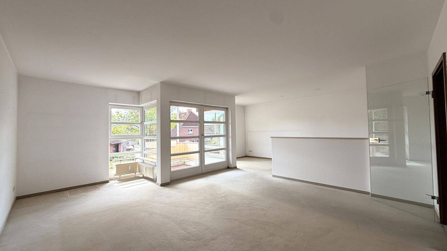 Bezugsfreie 2-Zimmer-Eigentumswohnung mit Südbalkon in Kiel-Russee – Kiel – Vorschaubild 2