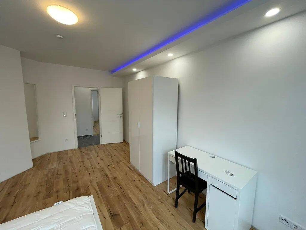 Großes und schönes WG Zimmer in nähe zur FAU – Nürnberg – Vorschaubild 5