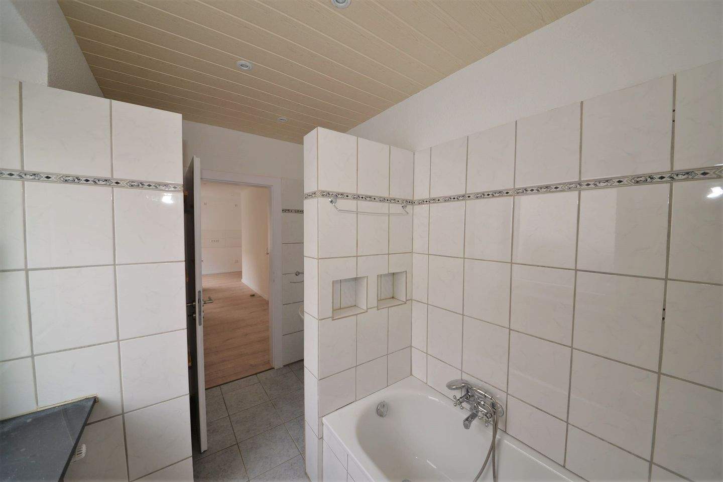 Wohnen wie im Einfamilienhaus! Moderne 2-Zimmer-Wohnung mit Garten in Wuppertal Elberfeld – Wuppertal – Vorschaubild 6