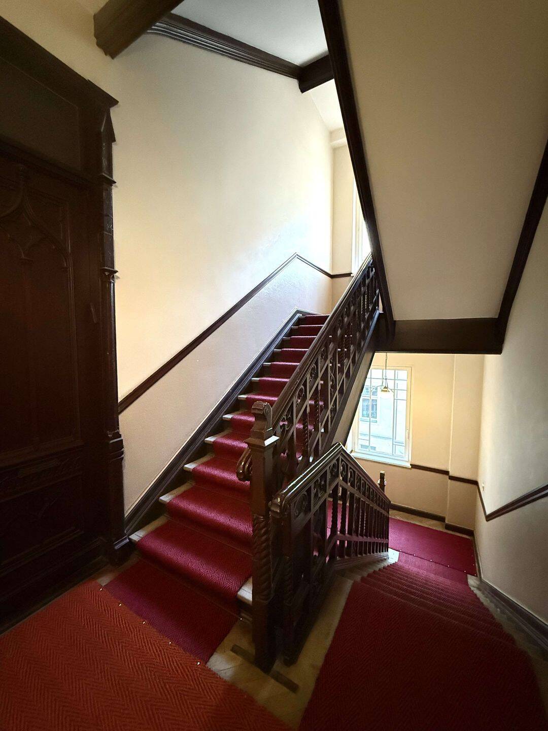 Herrschaftlicher Altbau in Ku'damm Seitenstraße – Berlin – Vorschaubild 5