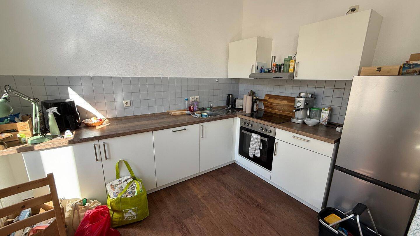 Frei ab 1.7.26 - 3.OG zzgl. 30,- € EBK*** / Badewanne u.v.m. ! – Chemnitz – Vorschaubild 7