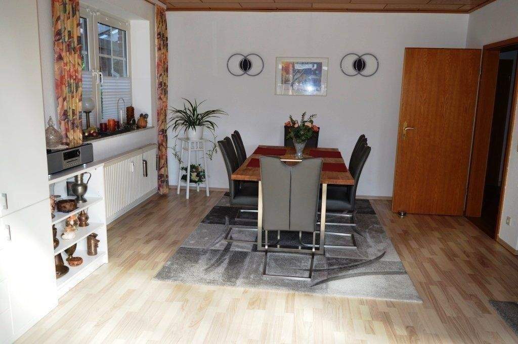 Top gepflegtes Mehrfamilienhaus mit 3 Wohneinheiten, großem Garten & starker Vermietbarkeit – Embsen – Vorschaubild 9