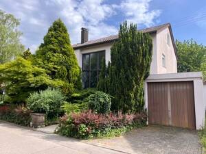 In bester Lage: Gepflegtes Einfamilienhaus mit herrlichem Garten