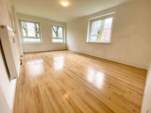 Provisionsfreie Kapitalanlage: Vermietete 2-Zimmer-Wohnung im Hochparterre mit Garage – 22119 Hamburg – Vorschaubild 2