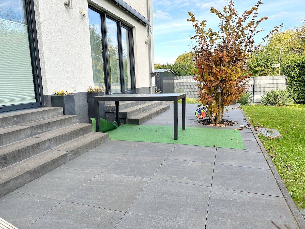 LORENZ-Angebot in Höntrop: Gut modernisiertes 2-Fam.-Terrassenhaus plus Einlieger. Rd. 300 m² Wfl.! – Bochum – Vorschaubild 9