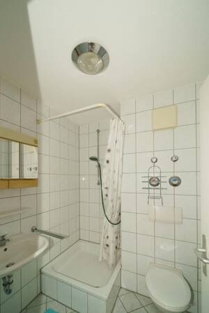 TOP Appartement mit TG-Stellplatz und Küchenzeile. – 90763 Fürth – Vorschaubild 3