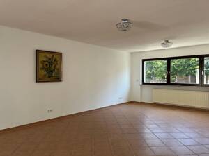 Schöne Wohnung in Mainz-Laubenheim mit großer Süd-Terrasse – 55130 Mainz – Vorschaubild 2