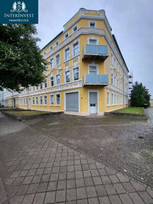 **frisch renov. Zinshaus mit MIETGARANTIE** in beliebter Lage von Magdeburg, Balkone