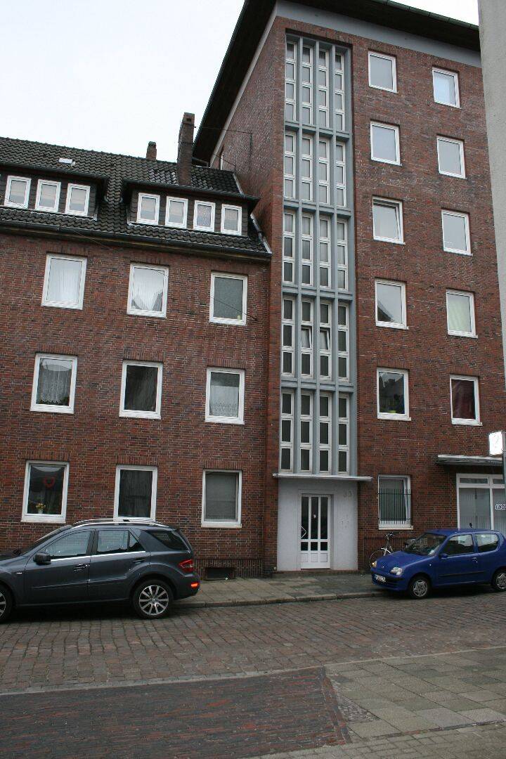 2,5 Zimmer mit Balkon in Bremerhaven