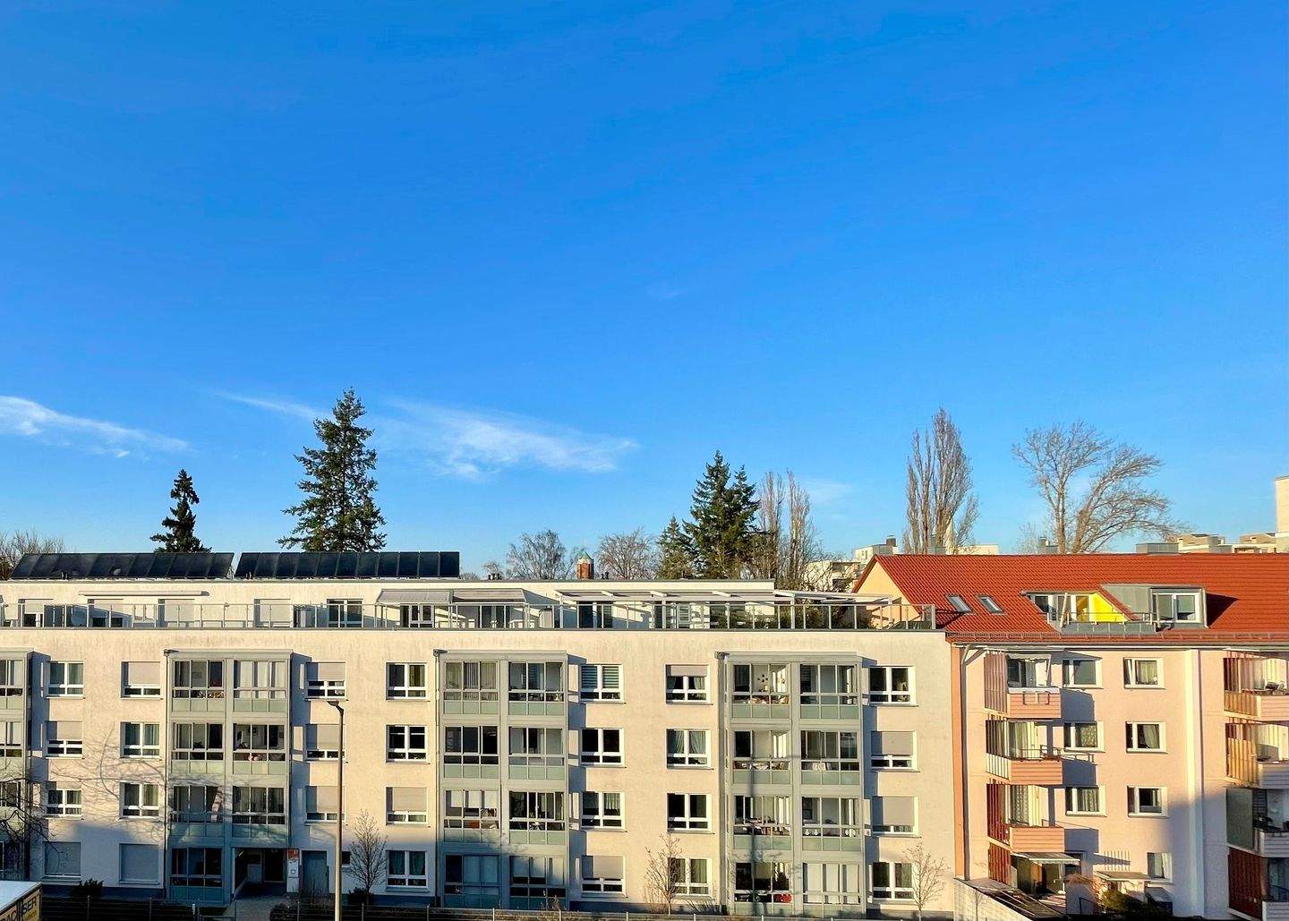 Senioren-Penthouse mit großer Dachterrasse in Südausrichtung, neuwertig – Nürnberg – Vorschaubild 7