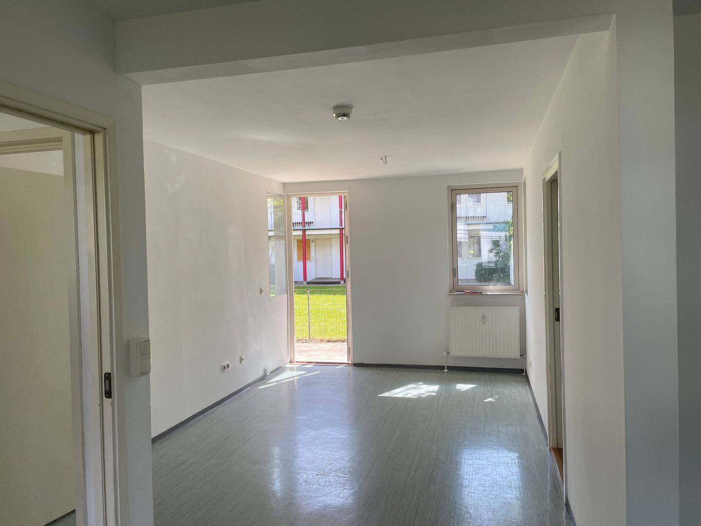 *Nur mit Wohnberechtigungsschein - 1. Förderweg - Wohnung mit Terrasse!* – Schwabach – Vorschaubild 3