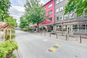 2,5 Zimmer - frisch renoviert - zentrale Lage