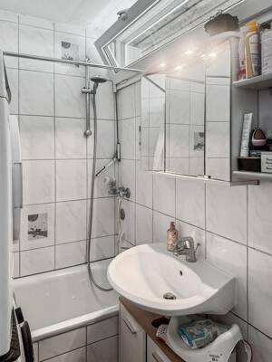 Charmante 2-Zimmer-Dachterrassenwohnung mit herrlicher Südausrichtung – 80992 München – Vorschaubild 4