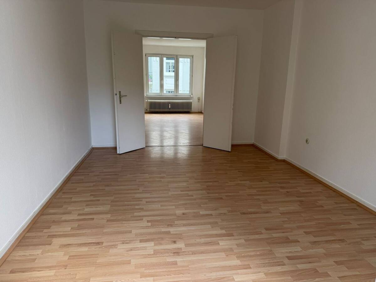 Freie 2 Zi. Whg. mit Balkon gem. Grundbuch Stadtteil Eimsbüttel – 20253 Hamburg – Bild 1 von 4