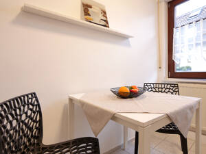 ruhiges 2-Zimmer-Apartment in Stuttgart-Münster - WOHNEN AUF ZEIT – 70327 Stuttgart – Vorschaubild 4