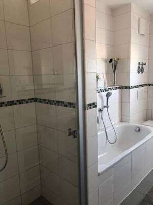 Exklusive 2-Zimmer-Dachterrassenwohnung mit Blick zum Dom, zur Regenmündung, zum Kanal und Donau – 93059 Regensburg – Vorschaubild 9