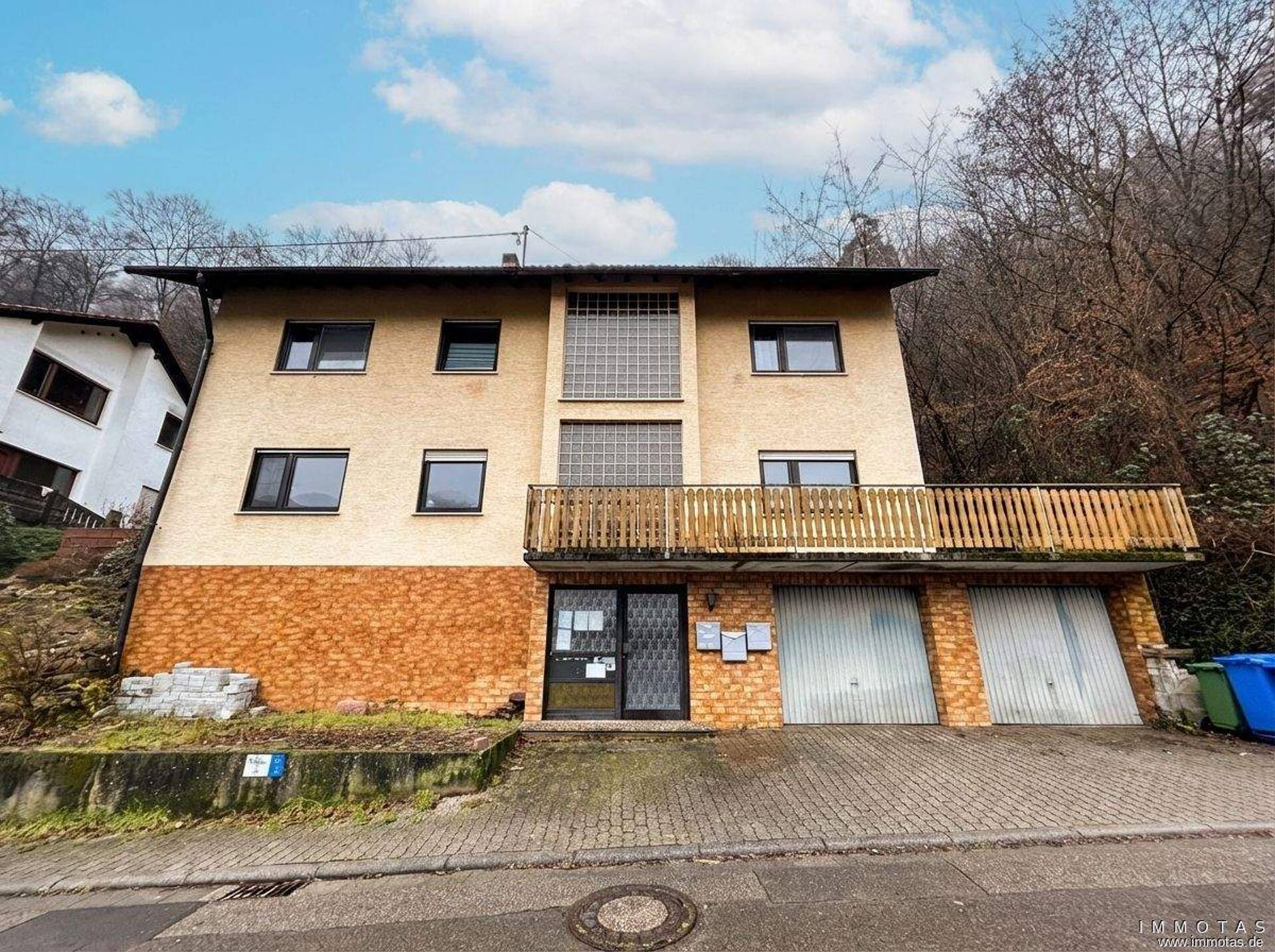 Mehrfamilienhaus in 67468 Frankeneck mit 168,78 m² kaufen