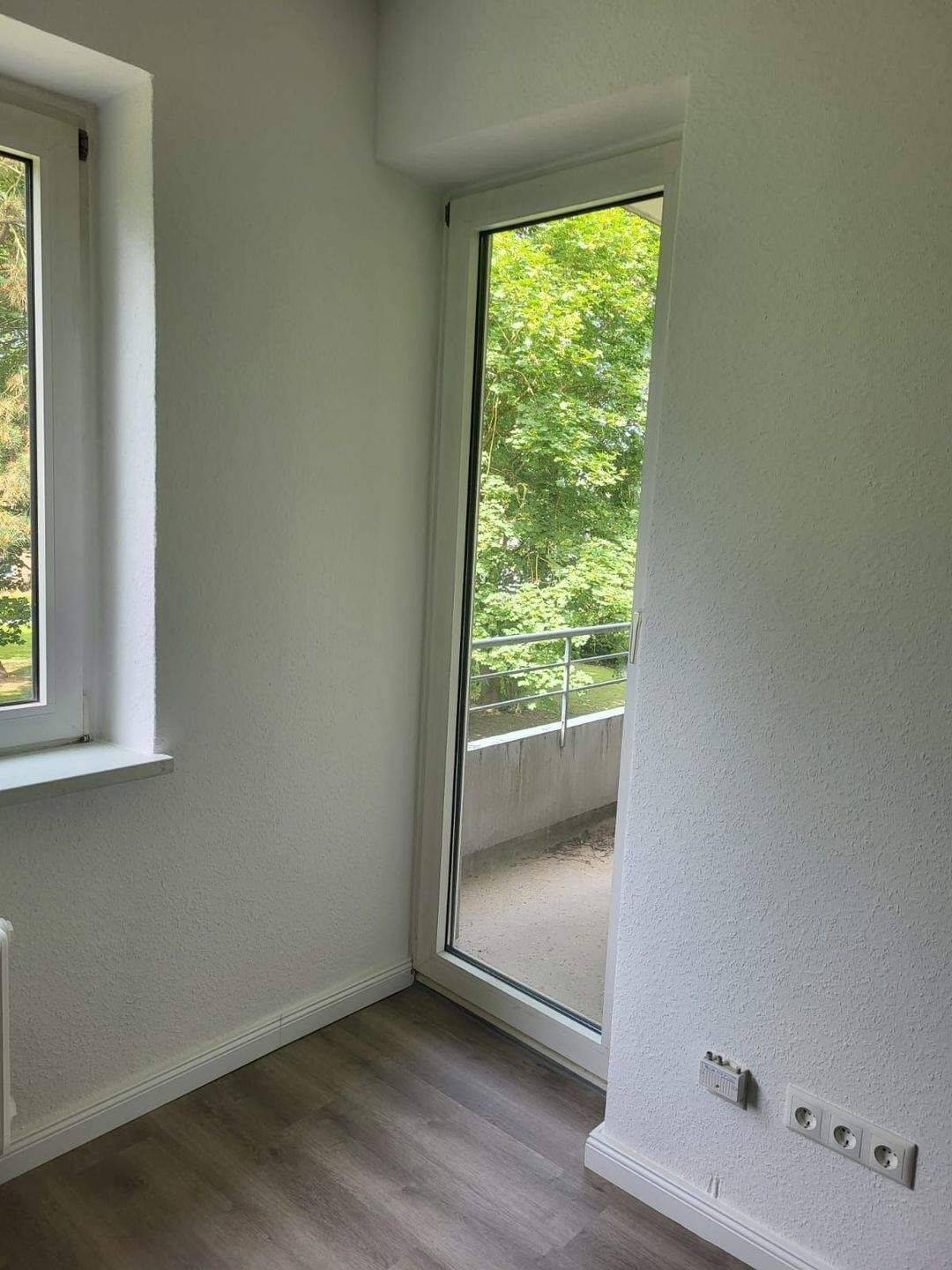 Renovierte 2-Zimmerwohnung mit Balkon in Buntekuh – Lübeck – Vorschaubild 3