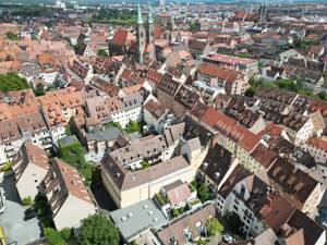 Mitten in der Altstadt - großzügige 3-Zimmer-Wohnung mit Balkon & Stellplatz – 90403 Nürnberg – Vorschaubild 2