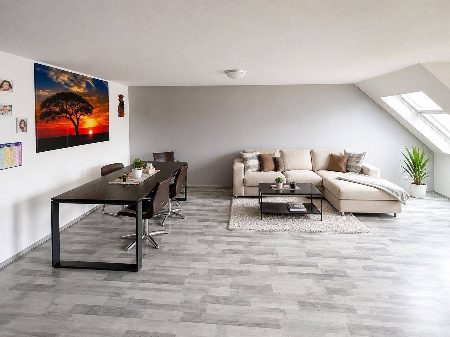 Moderne Maisonette-Wohnung mit Balkon, viel Licht & Tiefgarage