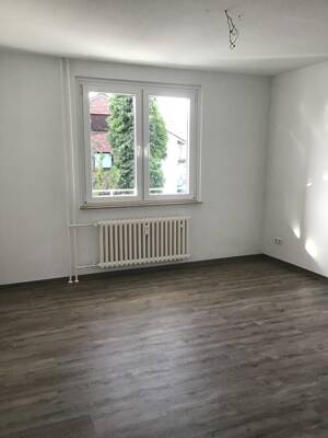 Großzügige und helle 3 Zimmer-Wohnung mit Balkon – 33689 Bielefeld – Vorschaubild 3