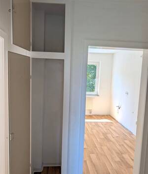 Schöne 2-Zimmer-Wohnung mit Balkon in attraktiver Lage und tollem Preis-Leistungsverhältnis – 58511 Lüdenscheid – Vorschaubild 6