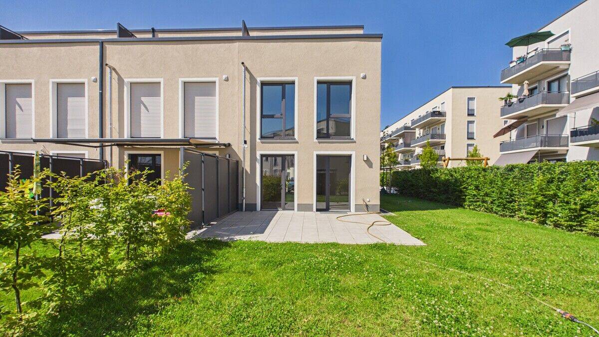 ENDHAUS MIT KELLER UND STUDIO - modern wohnen. Hervorragend verbunden - HAUS 72 – 51145 Köln – Bild 1 von 9