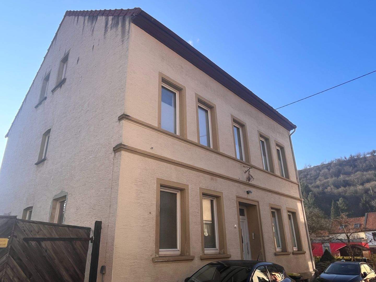 Top-Gelegenheit! Gepflegtes Zweifamilienhaus in Monzingen zu verkaufen! – Monzingen – Bild 1 von 9