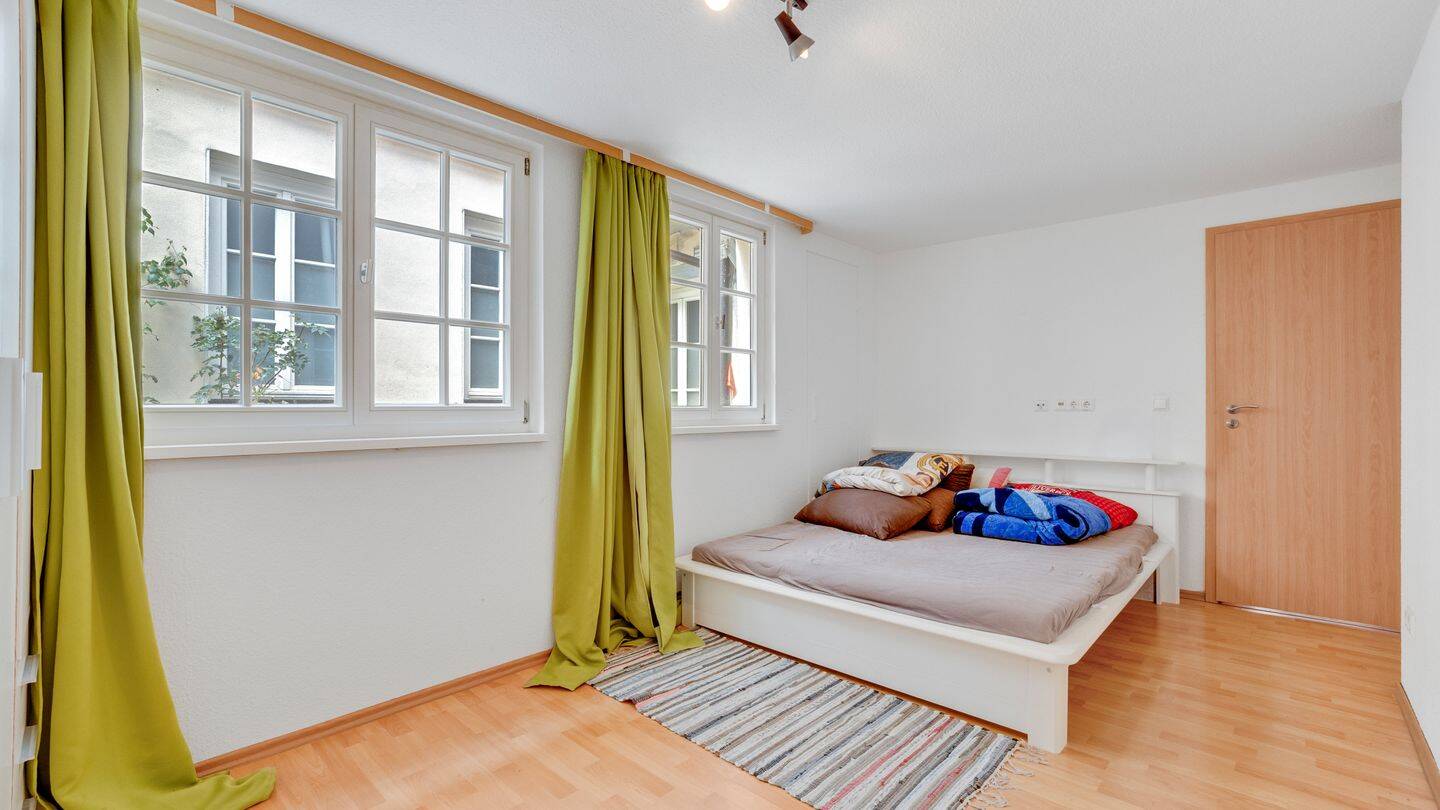 Erlangen Zentrum! Modernisiertes Mehrfamilienhaus mit Denkmalschutz – Erlangen – Vorschaubild 8