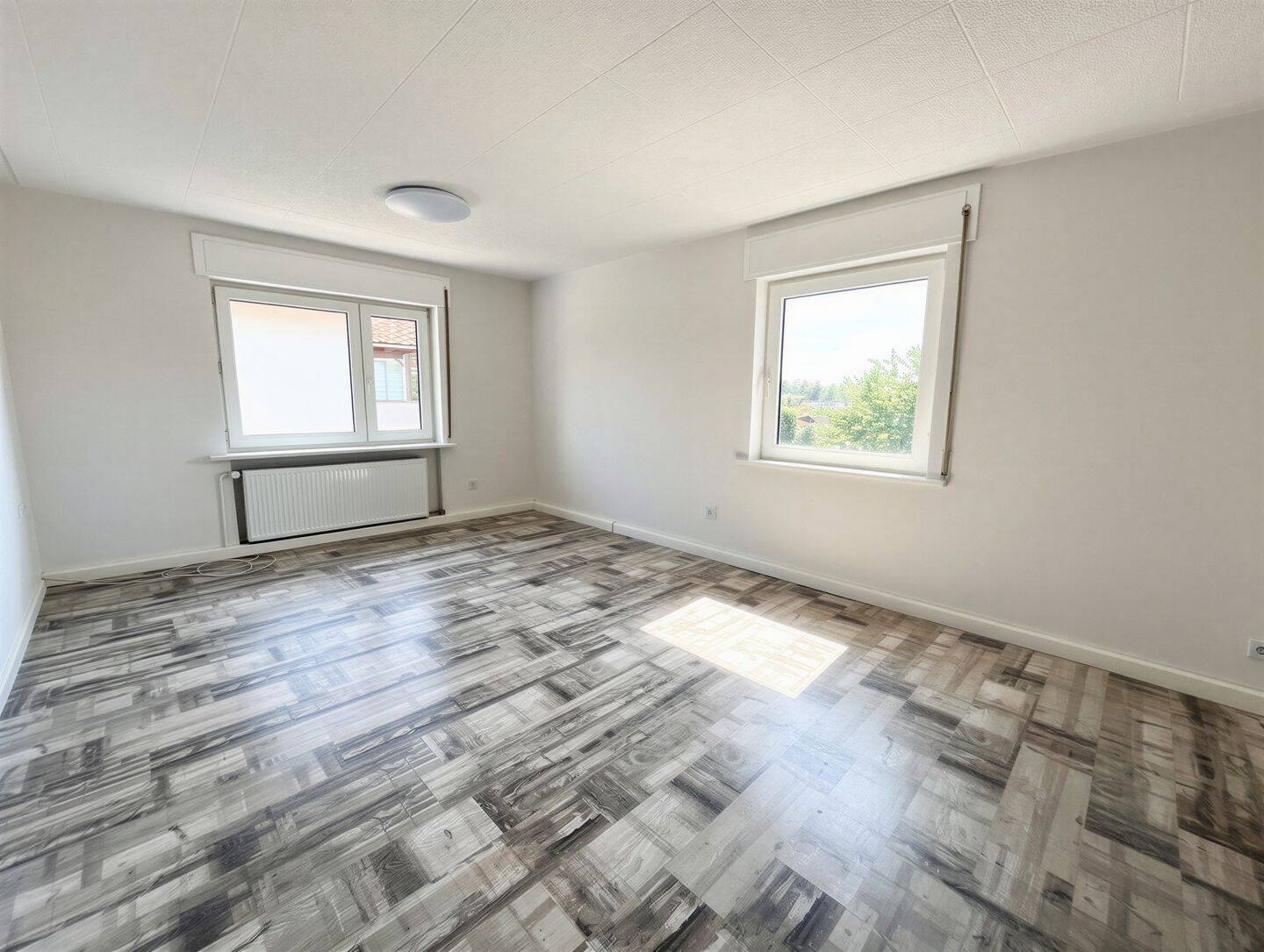 Attraktive 3-Zimmer-Wohnung mit Gartennutzung und Stellplatz in Neustadt!