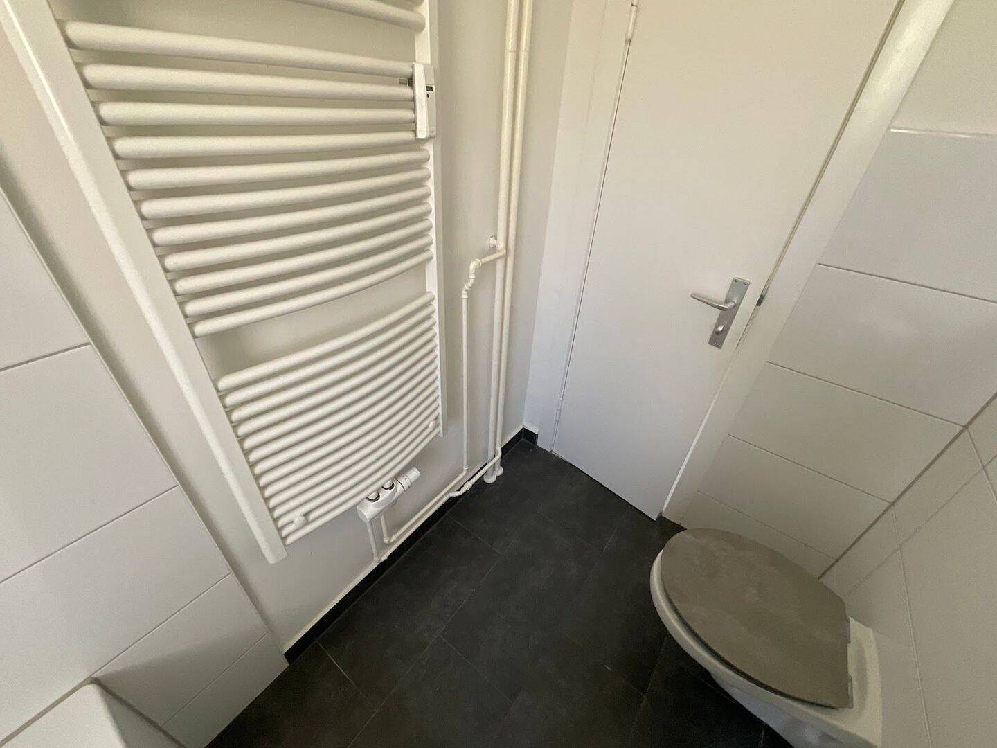 2,5 Zimmer-Wohnung mit Balkon und Tageslichtbad mit Wanne – Lübeck – Vorschaubild 9