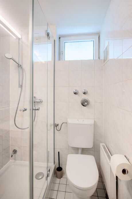 Möbliert: Schönes möbliertes Apartment in Schwabing-West – München – Vorschaubild 9